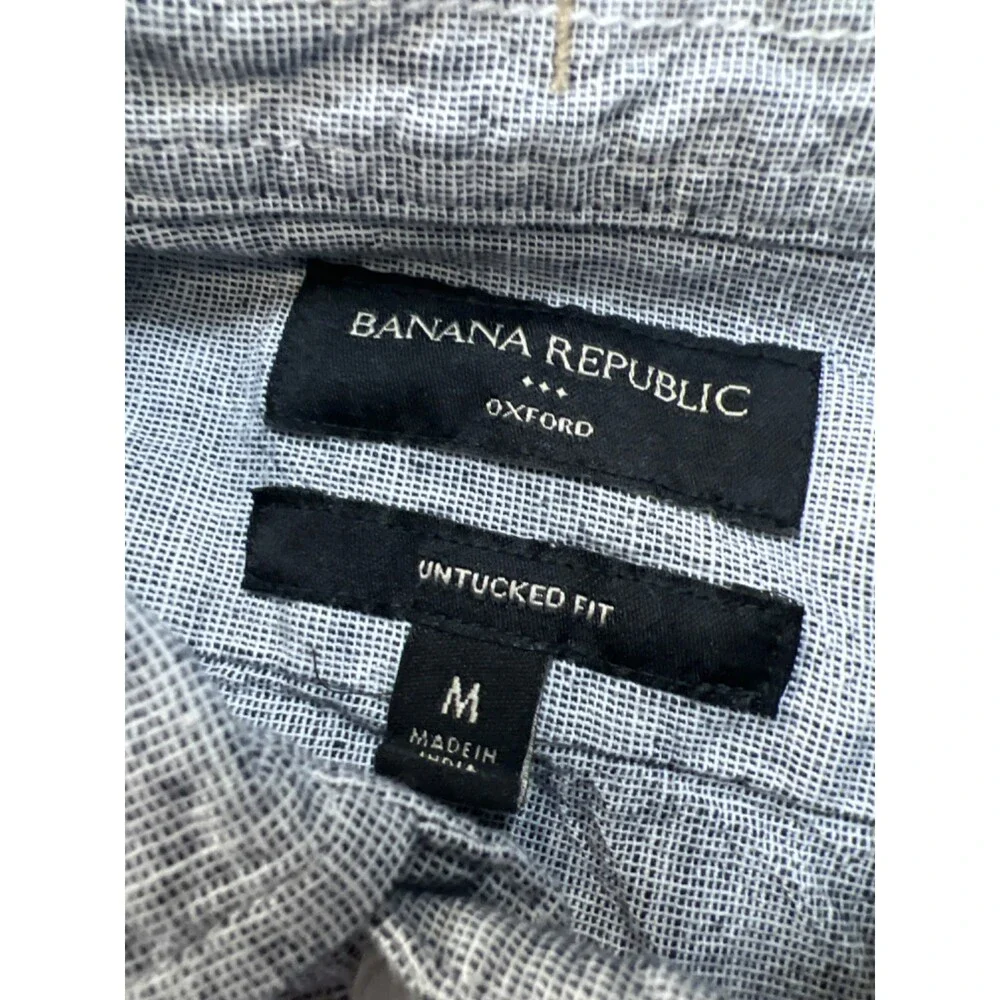 Banana Republic Men's Blue Oxford Untucked Fit Long Sleeve Button Up Shirt - XL